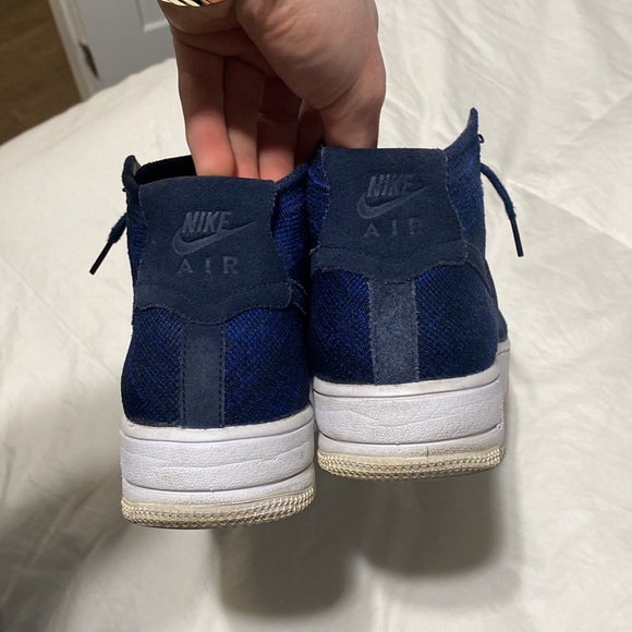 Like New Nike Air Force 1 Flyknit - Picture 4 of 5
